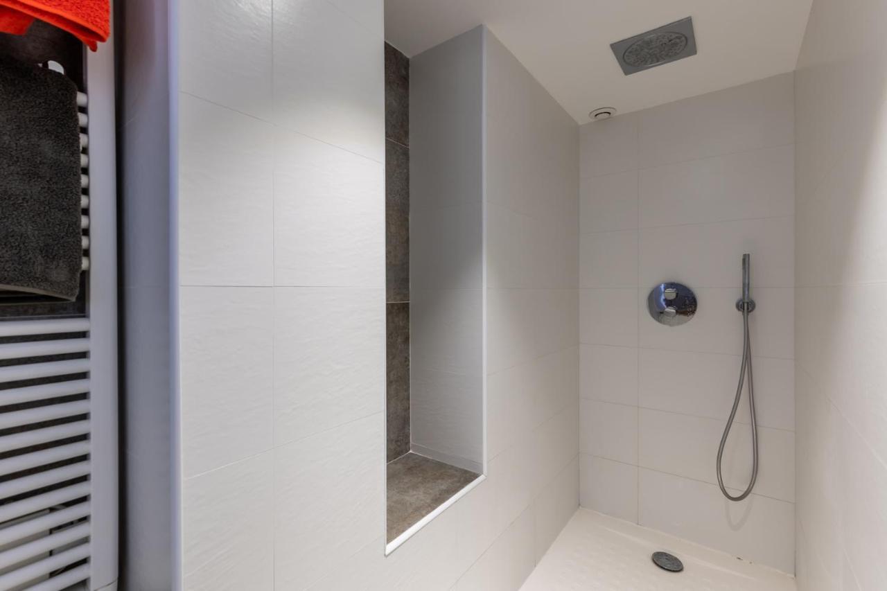 Appartement 50M2 Parfait Etat Avec Piscine Privee Bordeaux Exterior photo